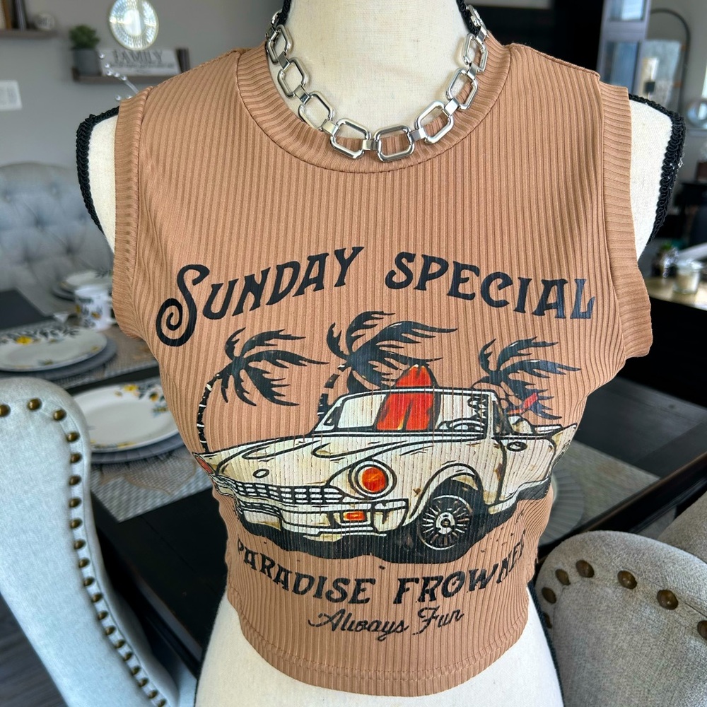 ✨ ROMWE Tan Ribbed Crop Tank with Vintage Car Graphic